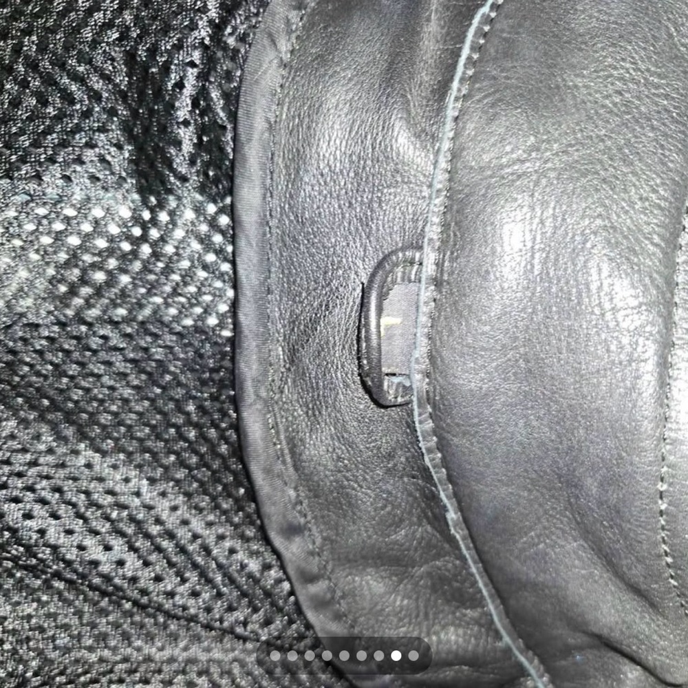 Unik Black Leather Jacket with removable lining - Picture 8 of 9